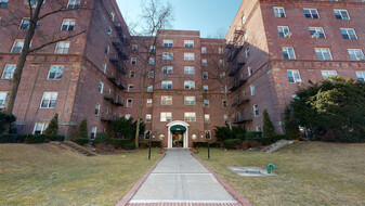 70-01 113th Street Apartments