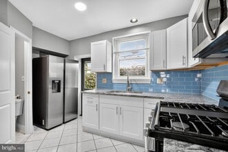 116 McClellan St in Philadelphia, PA - Building Photo - Building Photo