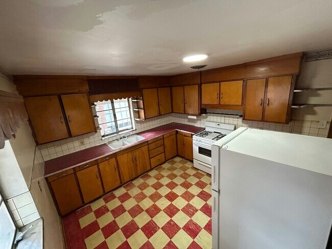 43 Donley St in Morgantown, WV - Building Photo - Building Photo