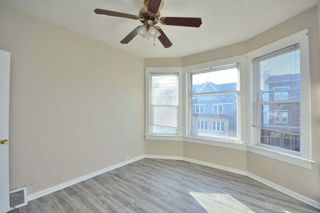 818-820-820 E Brady St, Unit 820 in Milwaukee, WI - Foto de edificio - Building Photo