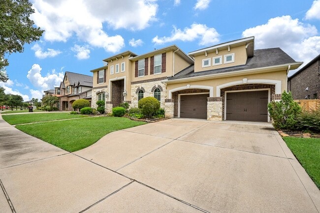 5327 Sloan Falls Ct in Sugar Land, TX - Building Photo - Building Photo