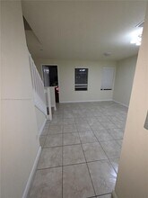 528 SE 32nd Ave in Homestead, FL - Building Photo - Building Photo