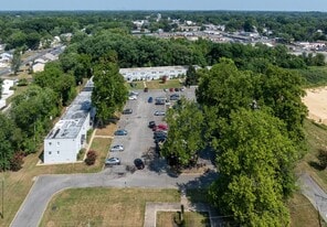 Blackwood Gardens in Blackwood, NJ - Building Photo
