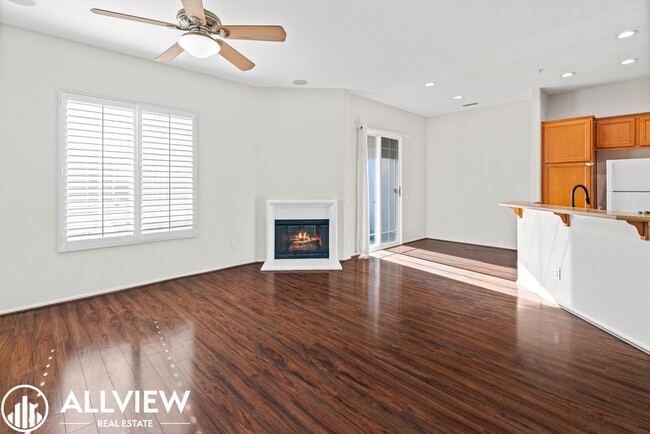 property at 3403 S Main St
