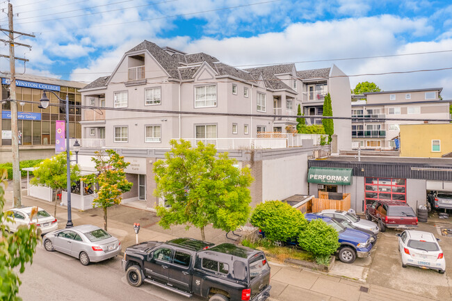 Geordie Place in New Westminster, BC - Building Photo - Building Photo