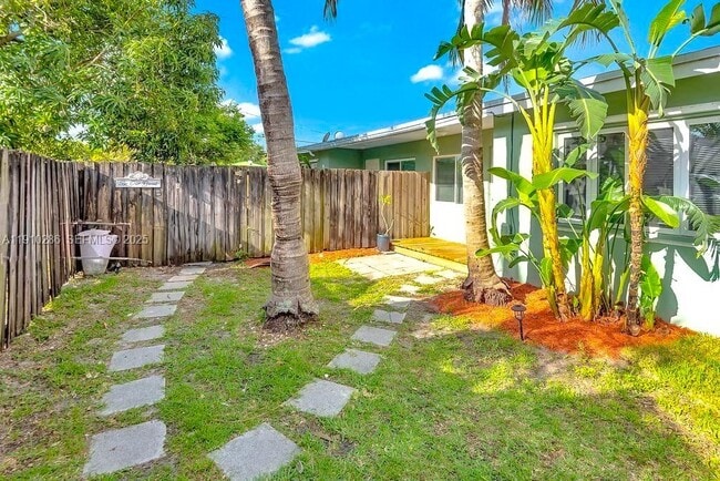 property at 1050 SW 30th St