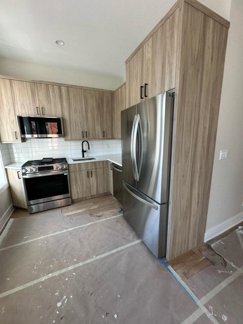 property at 2258 N Southport Ave