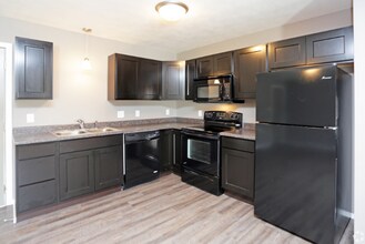 1709 E Northstar Pl in Sioux Falls, SD - Building Photo - Building Photo