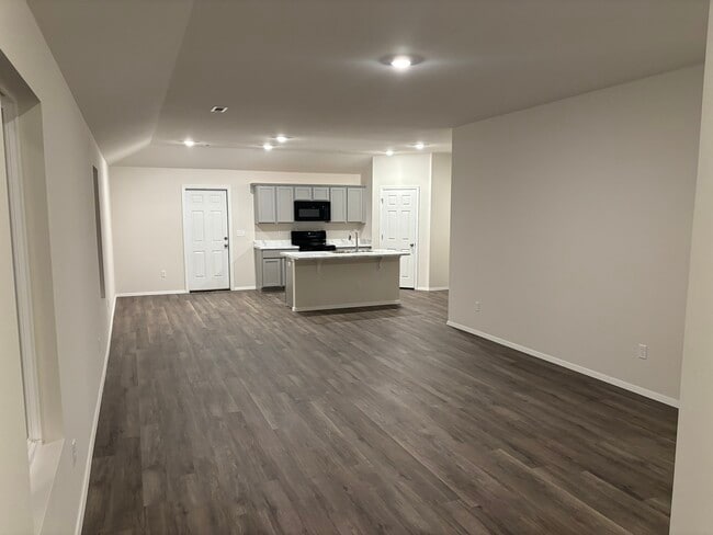 801 S Katlyn Dr in Siloam Springs, AR - Building Photo - Building Photo