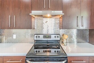 472 Martin St SE in Atlanta, GA - Foto de edificio - Building Photo