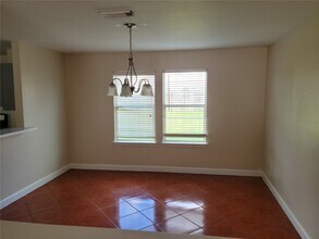 7915 Summerfern Ct in Cypress, TX - Foto de edificio - Building Photo