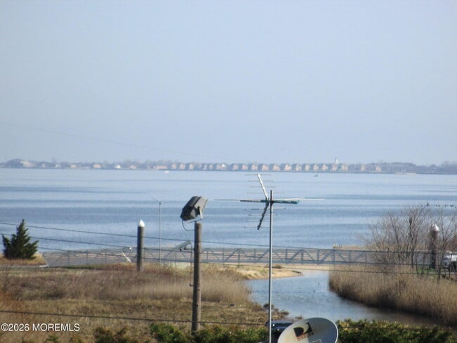 32 Center Ave in Atlantic Highlands, NJ - Building Photo - Building Photo