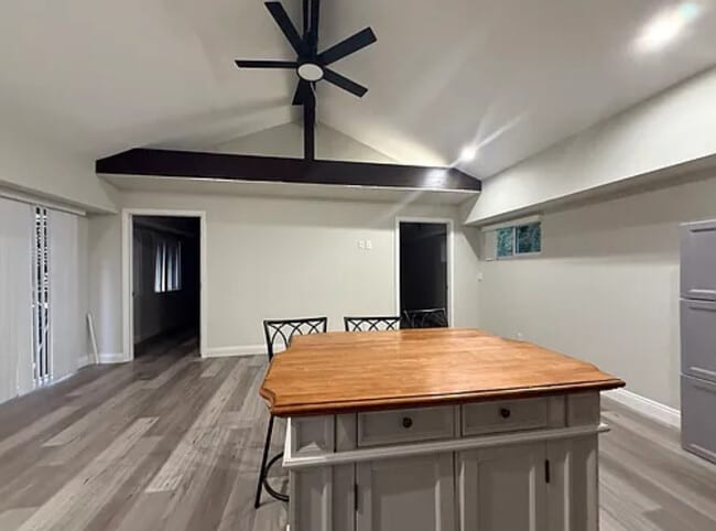 681 Kenwood St, Unit 681