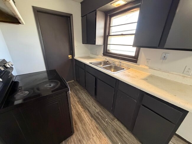 811 E Madison St in Danville, IL - Building Photo - Building Photo