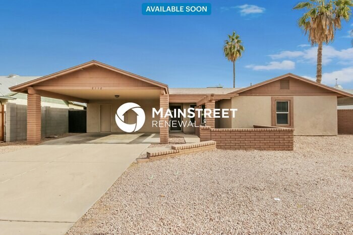 2112 E Diamond Ave in Mesa, AZ - Building Photo