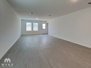 415 Indian Blossom in San Antonio, TX - Building Photo - Building Photo