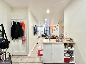 2128 N Carlisle St in Philadelphia, PA - Building Photo - Building Photo