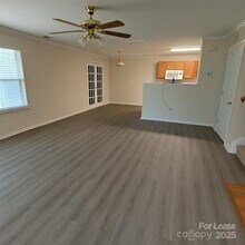 5744 Wallace Cabin Dr in Charlotte, NC - Building Photo - Building Photo
