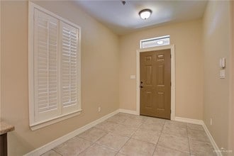 800 E Upas Ave in McAllen, TX - Building Photo - Building Photo