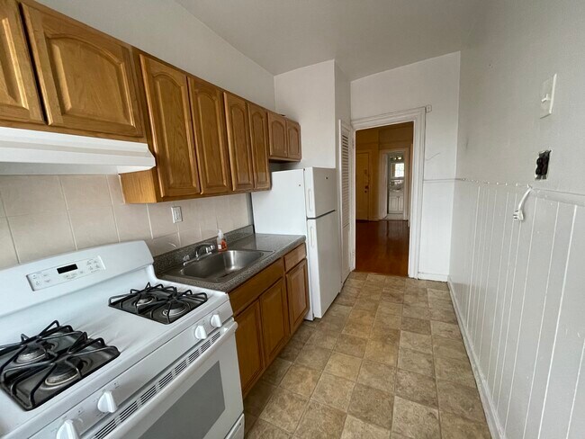 1814 Fowler Ave in Bronx, NY - Building Photo - Building Photo