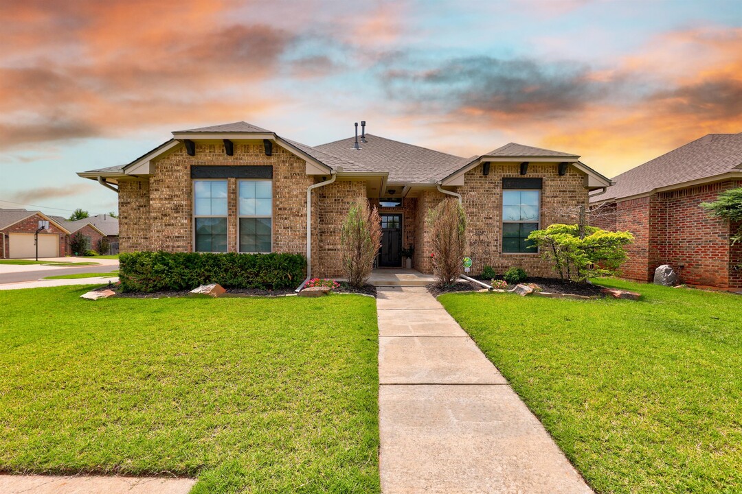 3300 NW 164th Terrace in Edmond, OK - Building Photo