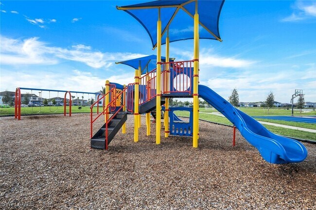property at 14008 Hunter Oak Dr