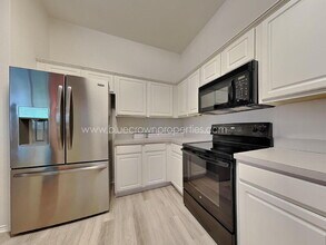 615 Douglas Dr in Mansfield, TX - Building Photo - Building Photo