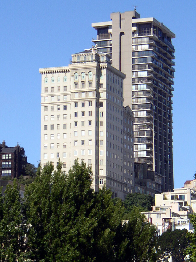 945 Green St in San Francisco, CA - Building Photo - Building Photo