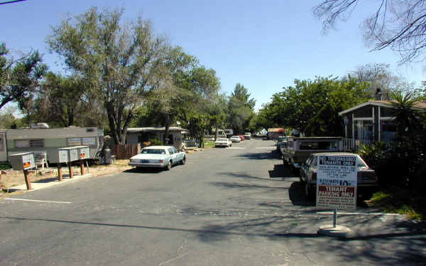 15682 Grand Ave in Lake Elsinore, CA - Building Photo - Building Photo