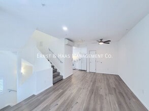302 E 19th St in Long Beach, CA - Building Photo - Building Photo