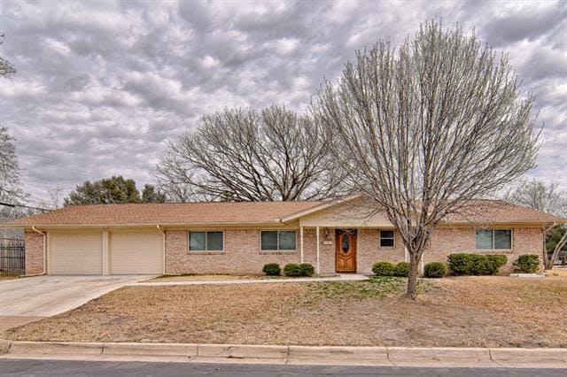 7233 Overhill Rd