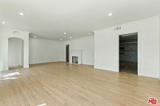 4640 Laurelgrove Ave in Los Angeles, CA - Building Photo - Building Photo