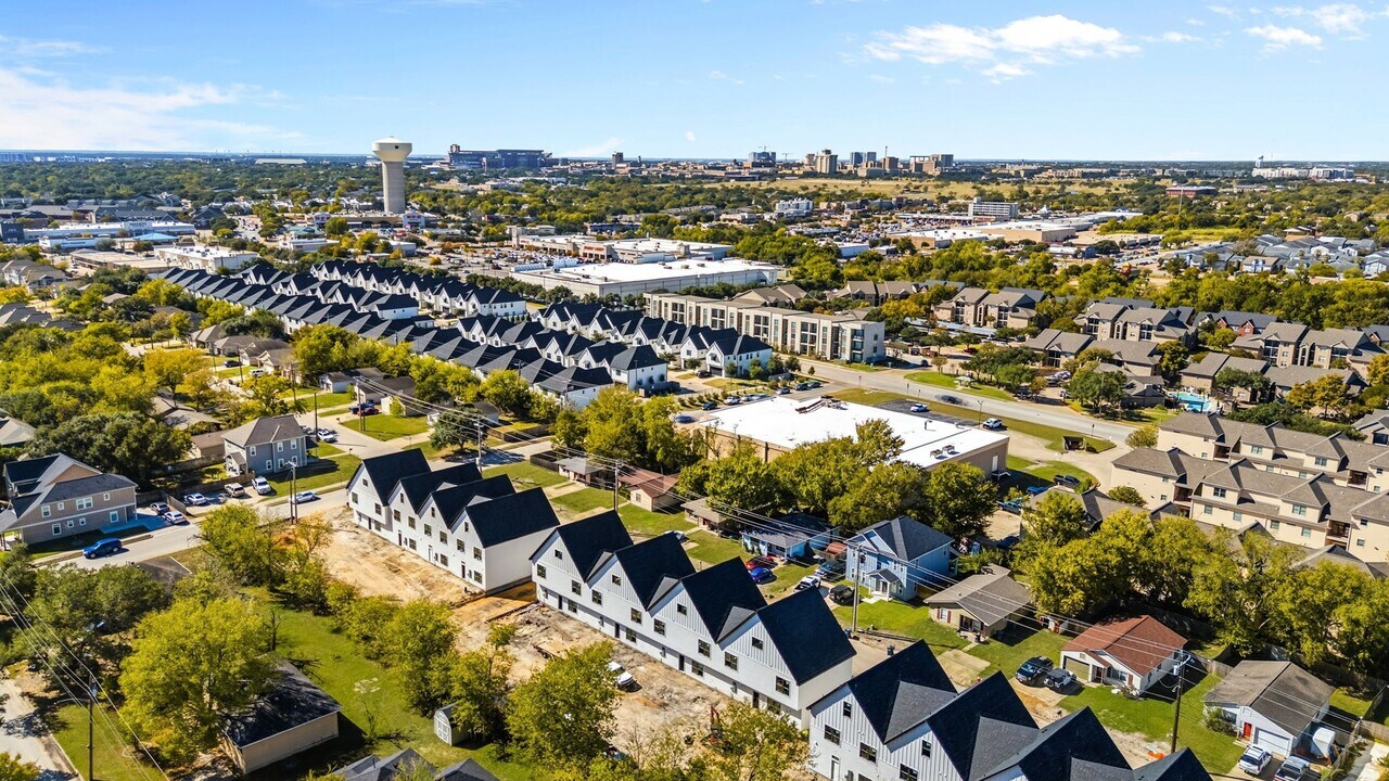 307B Sterling St in College Station, TX - Foto de edificio
