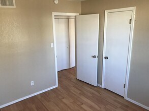 520 W Highland St in Tecumseh, OK - Building Photo - Building Photo