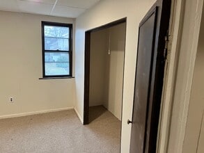 550 Clark St, Unit Apartment 2 in Waverly, NY - Foto de edificio - Building Photo