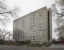 Greeley Manor in Greeley, CO - Building Photo