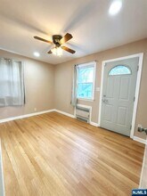 904 5th St in Fair Lawn, NJ - Building Photo - Building Photo