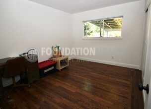 304 Las Flores Ave in San Rafael, CA - Building Photo - Building Photo