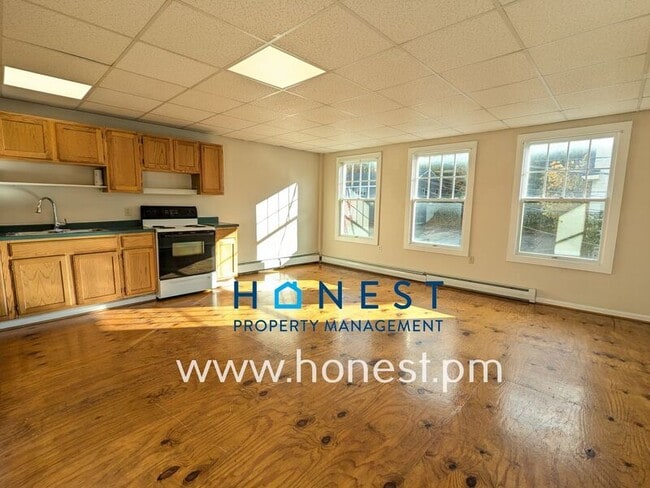 property at 17 Mechanic St