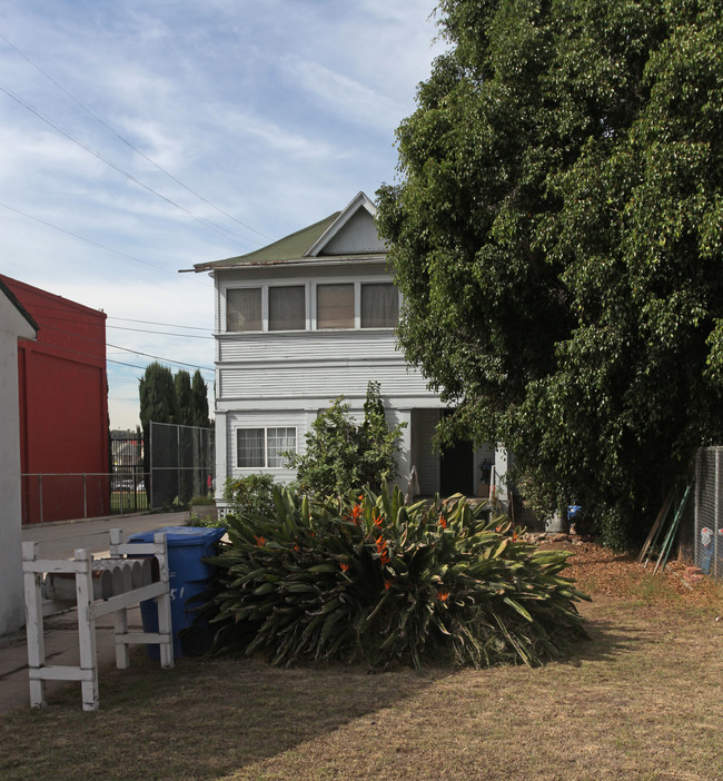 2651-2655 Pasadena Ave in Los Angeles, CA - Building Photo - Building Photo