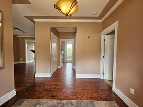 6230 Bradner Ln in Chilliwack, BC - Building Photo - Building Photo