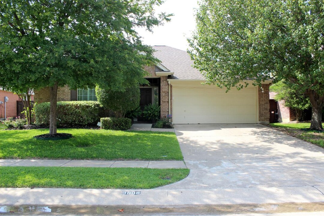 3808 Lindale Dr in McKinney, TX - Foto de edificio