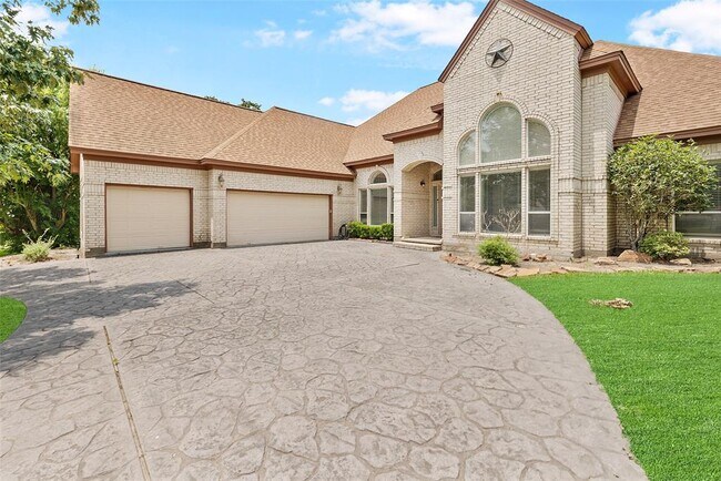 property at 19 Greenview St