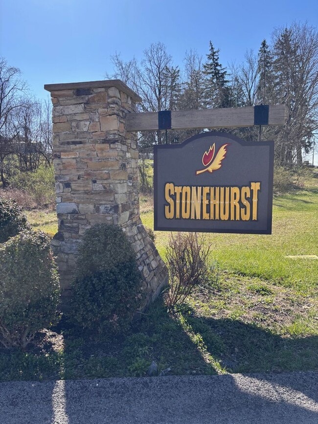 76 Hewstone Ct in Morgantown, WV - Building Photo - Building Photo