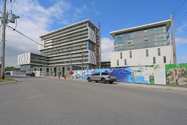 The Yorkdale in Toronto, ON - Building Photo - Building Photo