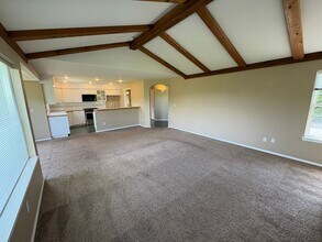 1717 Bakerview Ct in Anacortes, WA - Building Photo - Building Photo