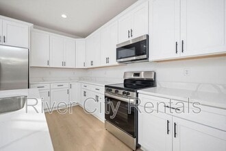 7596 Silver Sands Rd in Keystone Heights, FL - Building Photo - Building Photo