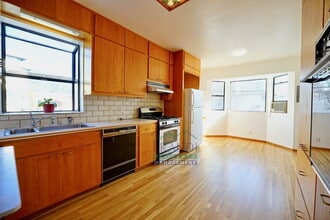 404 1st St in San Rafael, CA - Building Photo - Building Photo