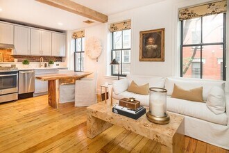 42 Garden St in Boston, MA - Building Photo - Building Photo