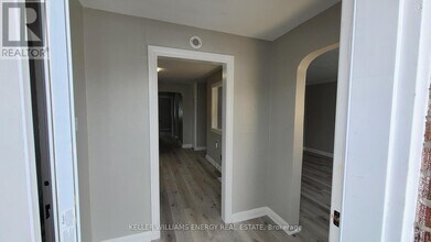 201 Celina St in Oshawa, ON - Building Photo - Building Photo